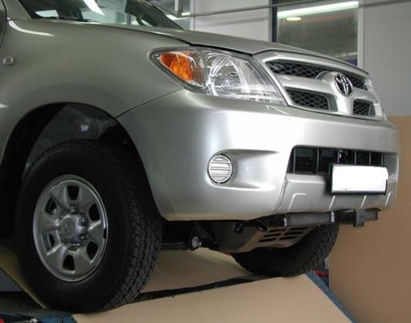 Montagerahmen Toyota Hilux '05