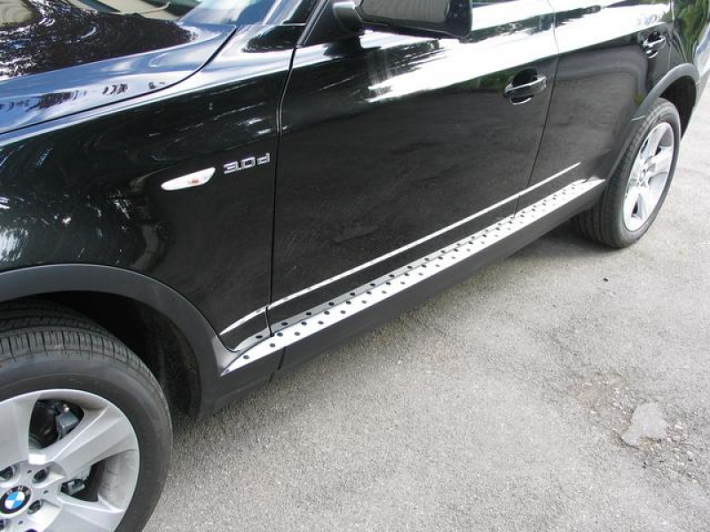 Alu-Schwellerleiste eloxiert mit Antirutschnoppen, 2-tlg. BMW X3