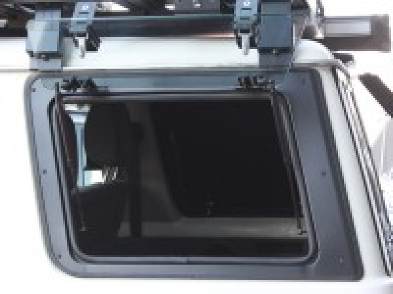 Front Runner Gullwing Fensterscheibe (linke Seite) aus Glas - Toyota Land Cruiser 70