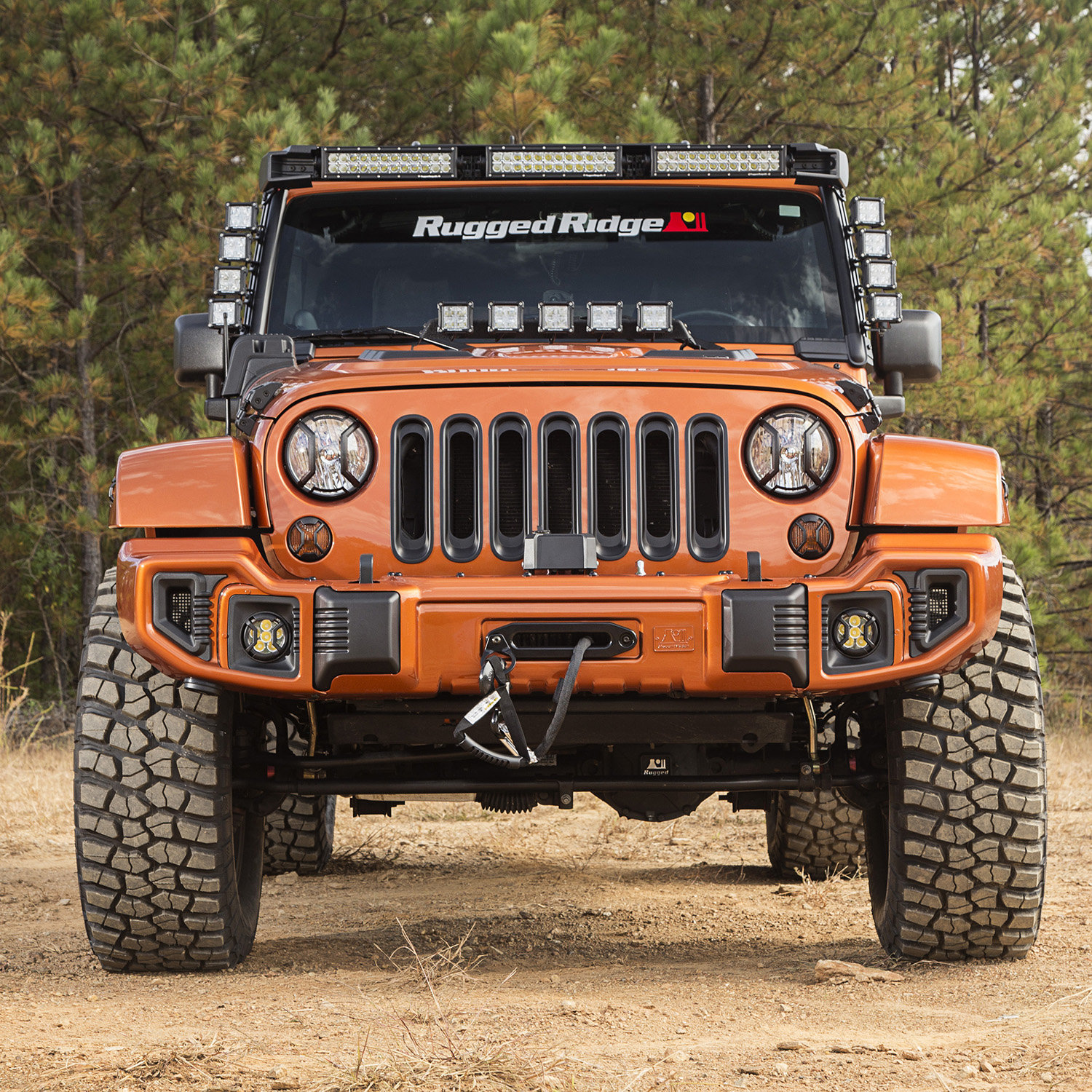 Jeep Fahrwerk - Jeep zubehör - Jeep JK - Rugged Ridge Elite Headlight  Guards/ Schutzgitter für Hauptscheinwerfer Jeep Wrangler JK 07-18 rot