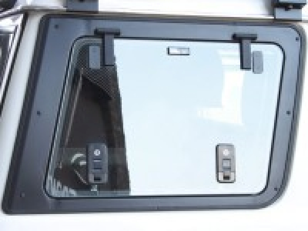 Front Runner Gullwing Fensterscheibe (rechte Seite) aus Glas - Toyota Land Cruiser 70