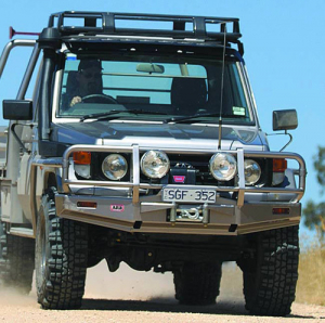 ARB-Windenstoßstange Toyota HZJ 7